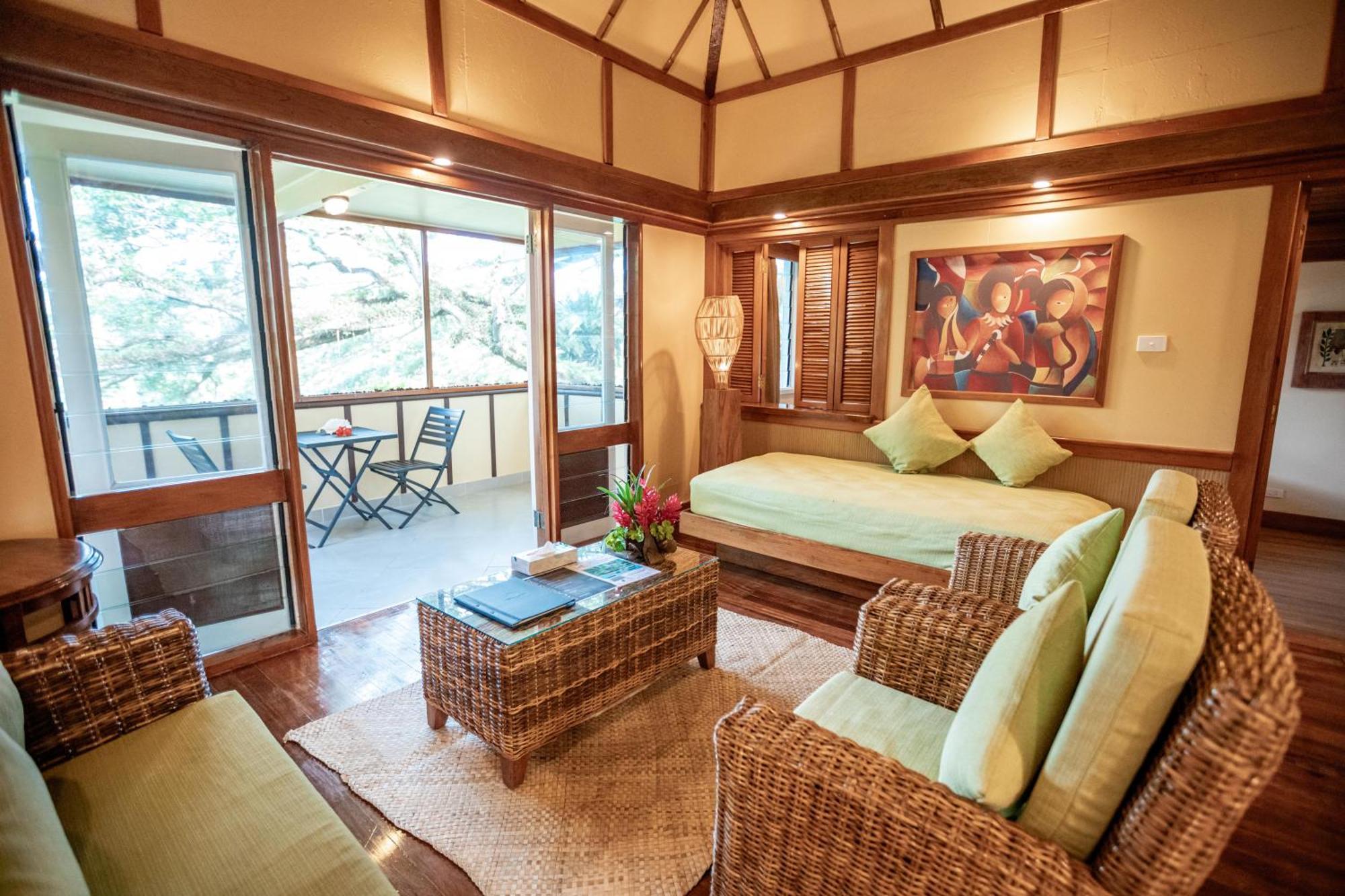 Koro Sun Resort & Rainforest Spa Savusavu Esterno foto