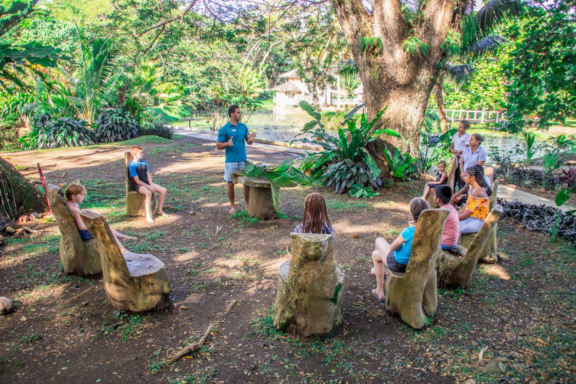 Koro Sun Resort & Rainforest Spa Savusavu Esterno foto